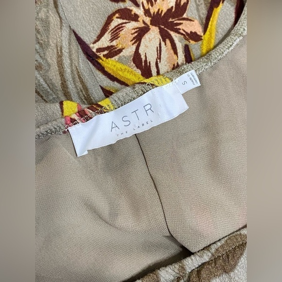 ASTR The Label Boho Floral One Shoulder Ruffle Mini Dress - Picture 8 of 10